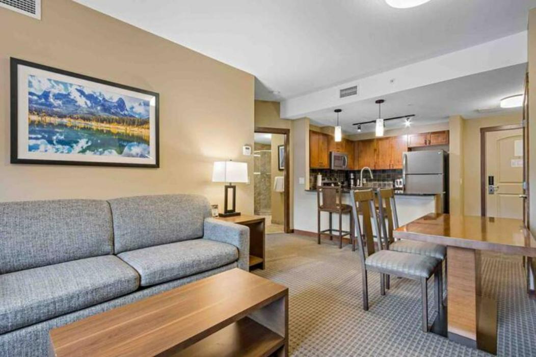 Falcon Crest Lodge 1 Bedroom Condo With Gym & Hot-Tubs & Mountain View Canmore Exterior photo
